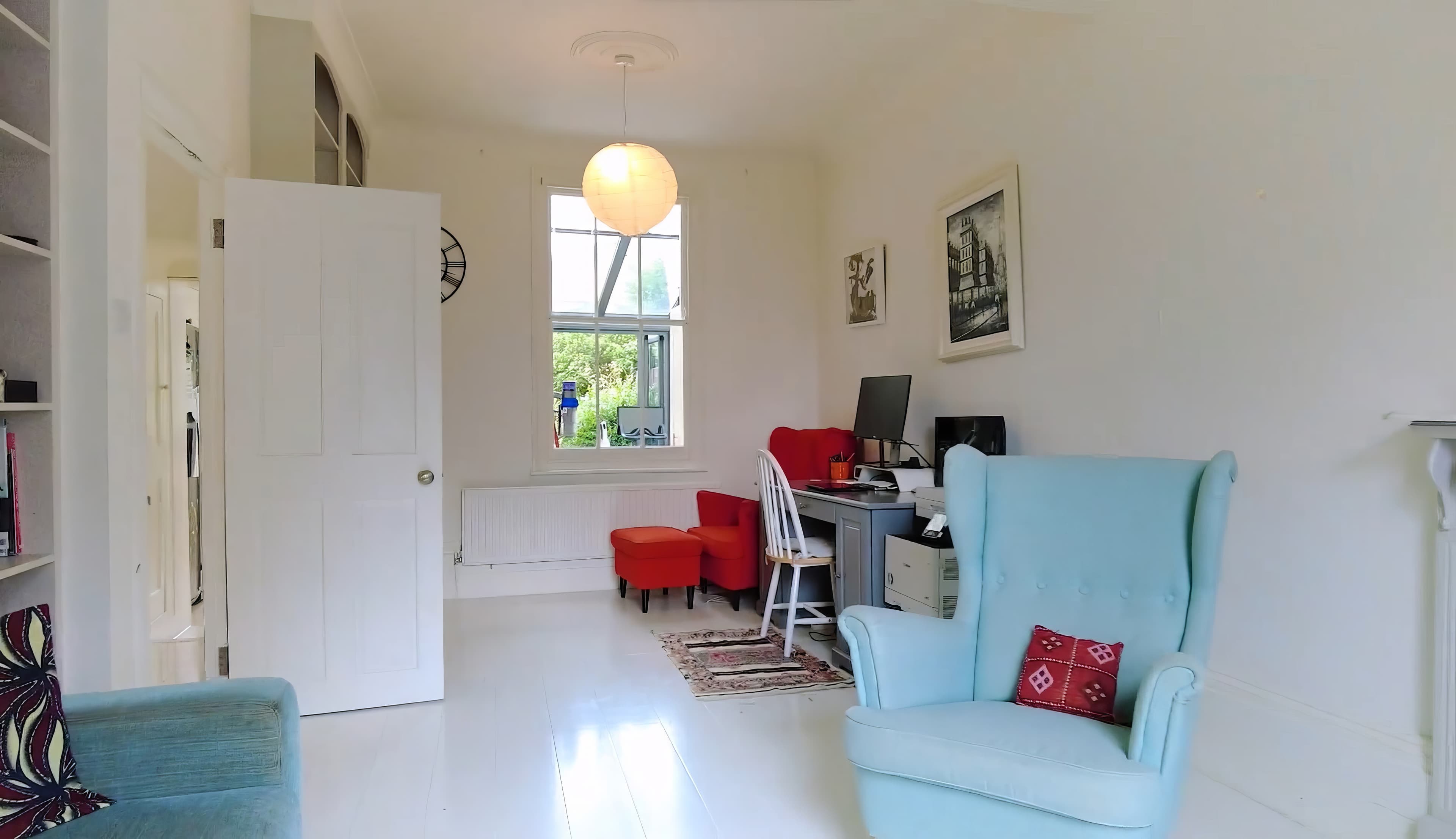 E Arbour St private apartment in London in London - photo 2