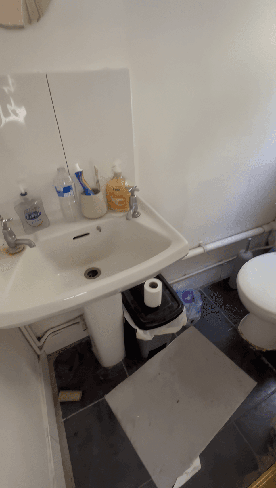 London apartment near Argyle St in London - photo 10
