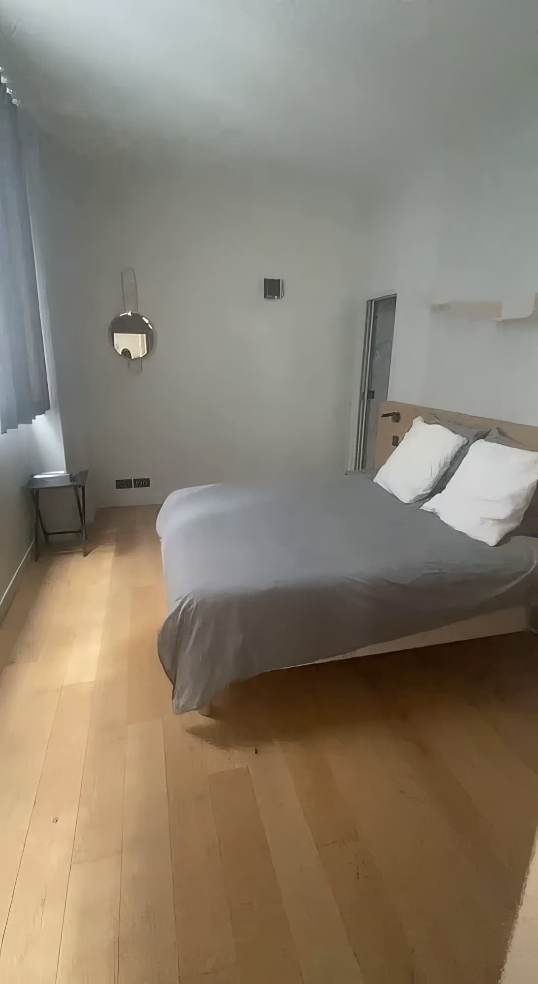 Practical private apartment near Rue Bachaumont in Paris - photo 4
