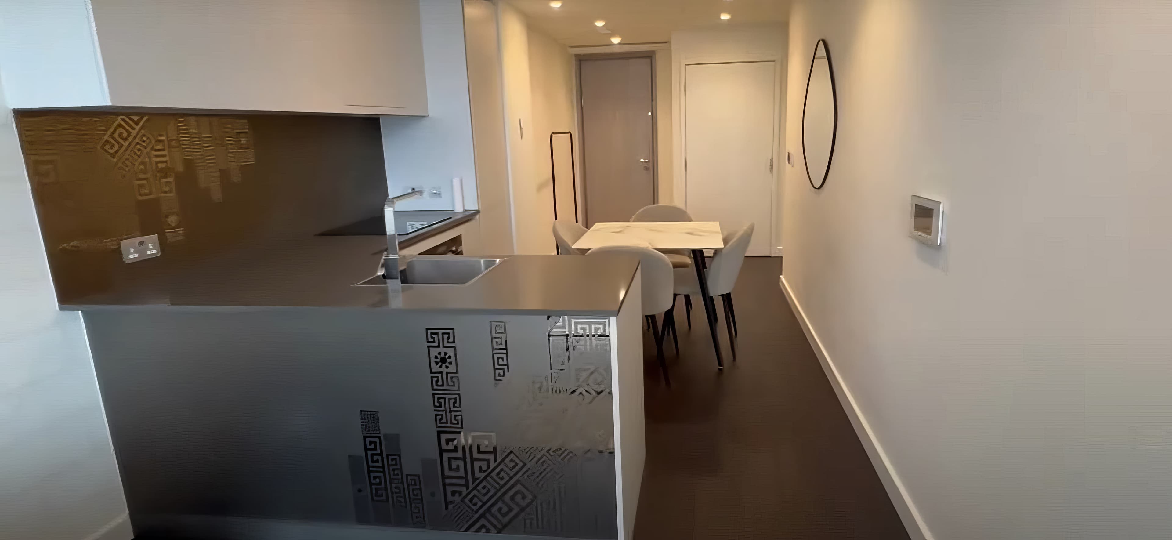 Bright apartment stay near Bondway in London - photo 7