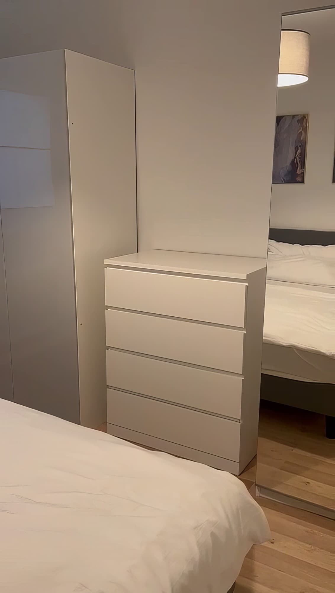 Refined apartment near Eggmühler Str. in Munich - photo 9