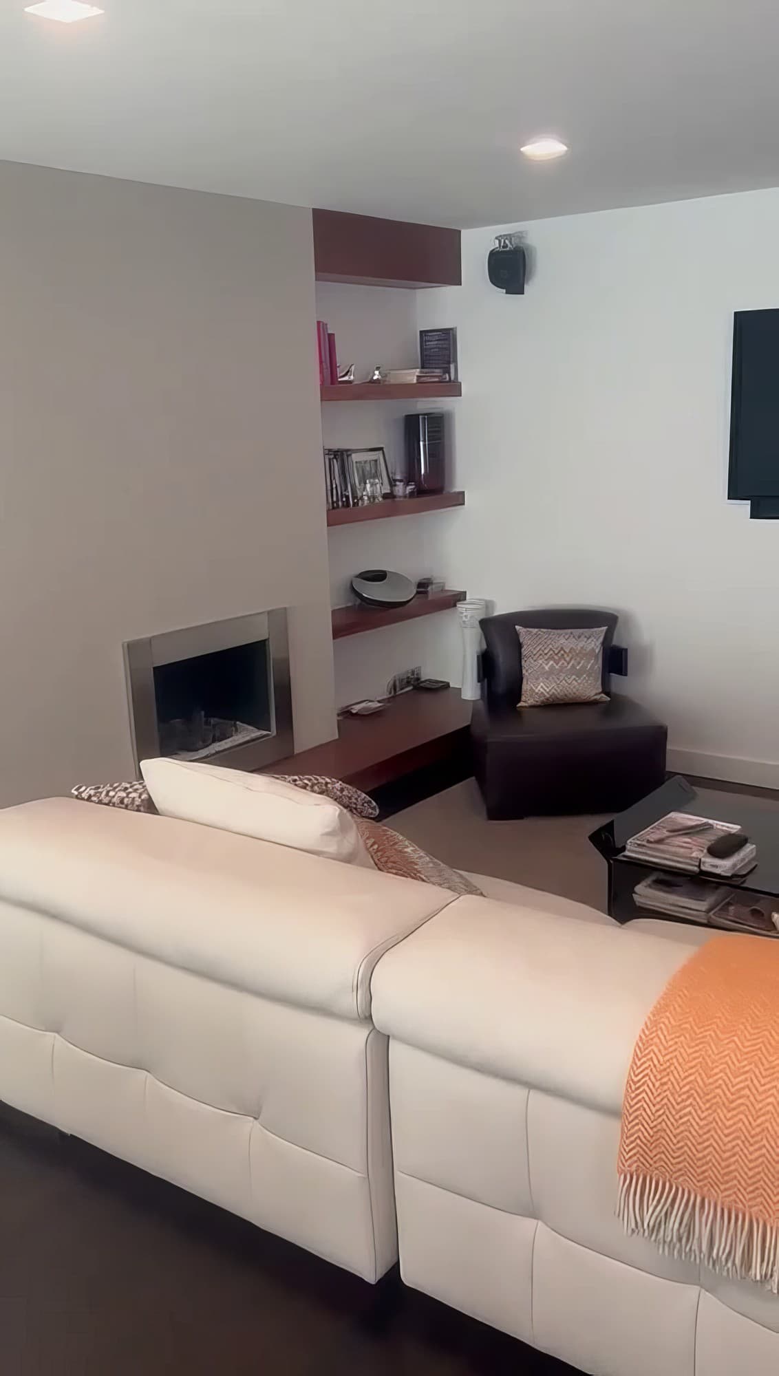 Bright city apartment near Laurel Hazeldene in Dublin - photo 12