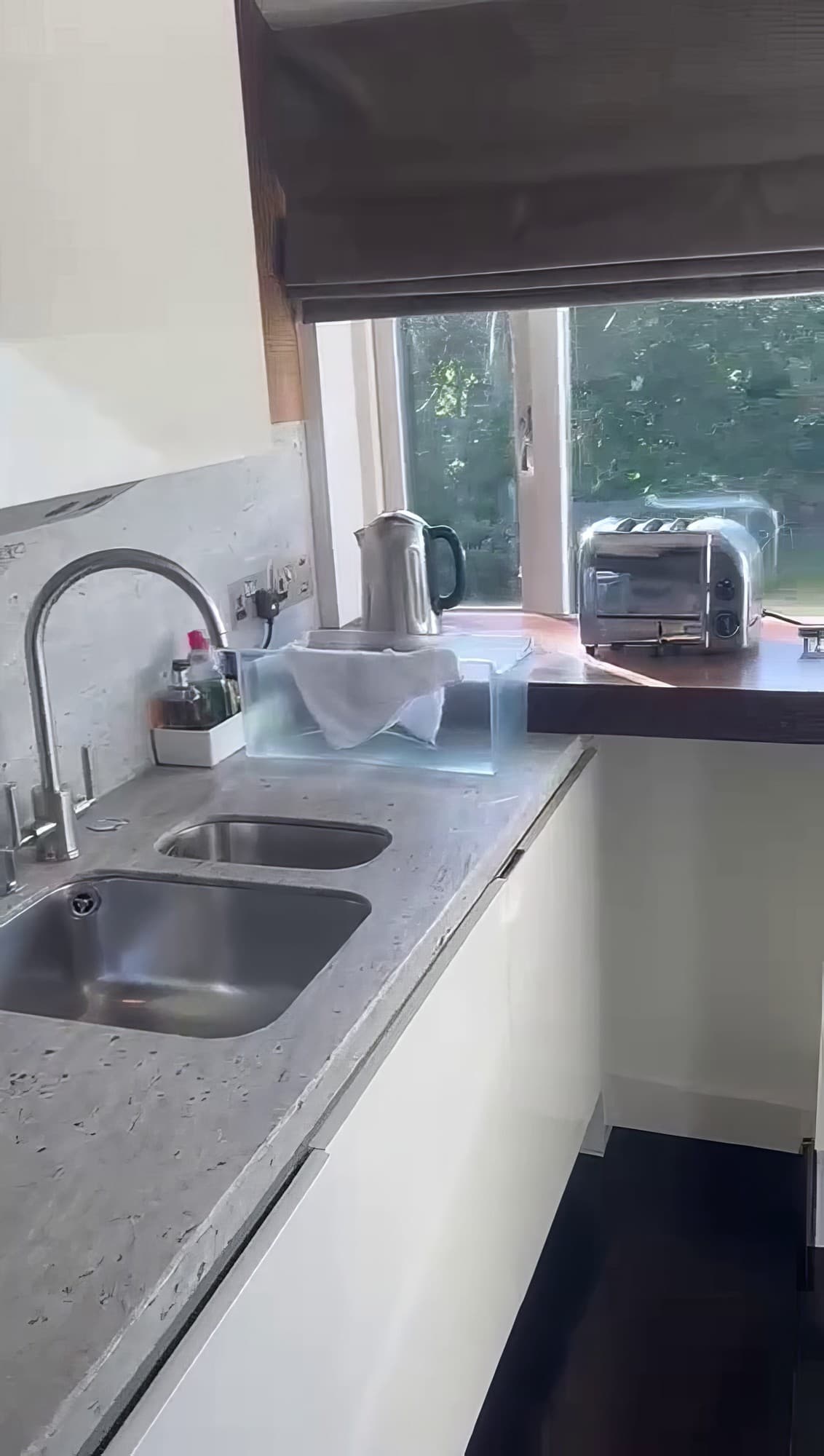Bright city apartment near Laurel Hazeldene in Dublin - photo 15